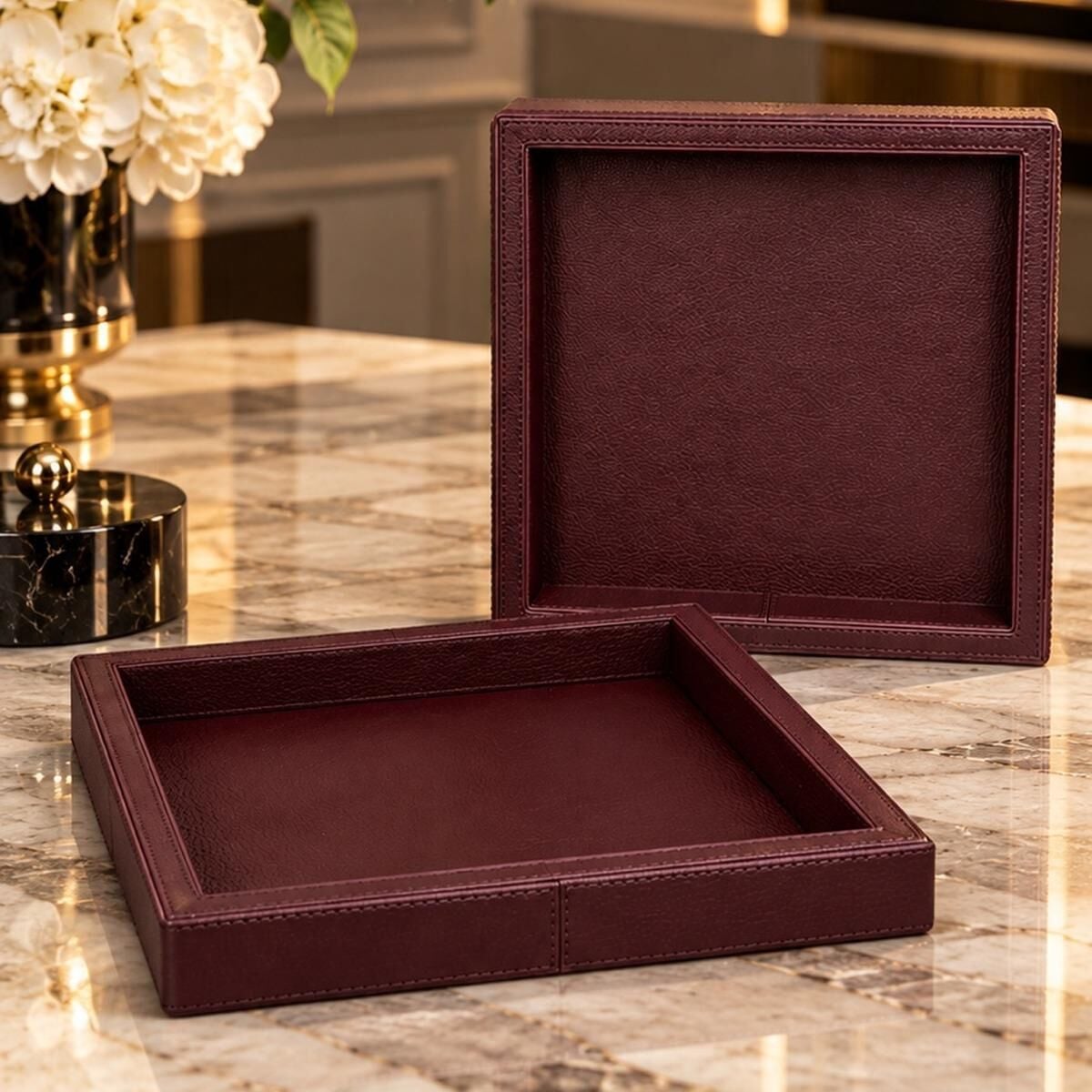 Bordo Rengi Kare Deri Sunum Tepsisi 25 x 25